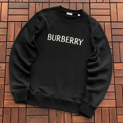 BURBERRY Sweater