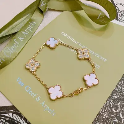VAN CLEEF & ARPELS Schmuck
