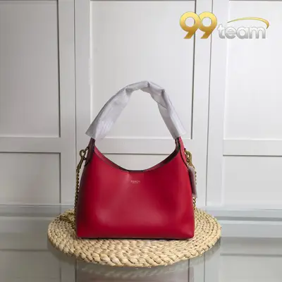 COACH | Item ID: 04814