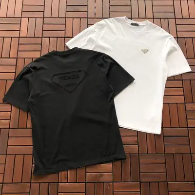 PRADA T-Shirt