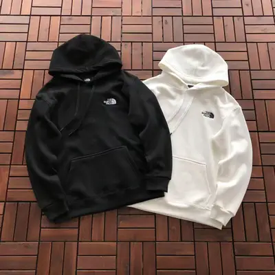 THE NORTH FACE Hoodie
