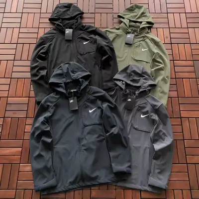 NIKE Jacke