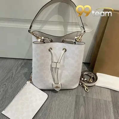 COACH | Item ID: 05064