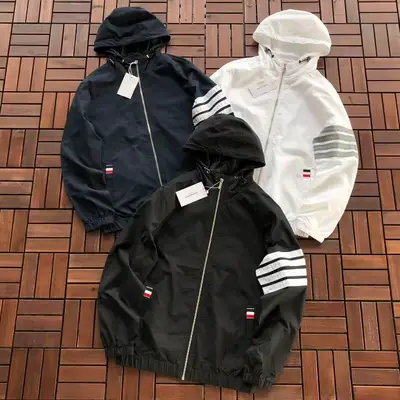 THOM BROWNE Jacke
