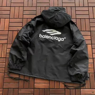 BALENCIAGA Jacke