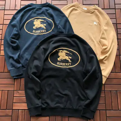 BURBERRY Sweater