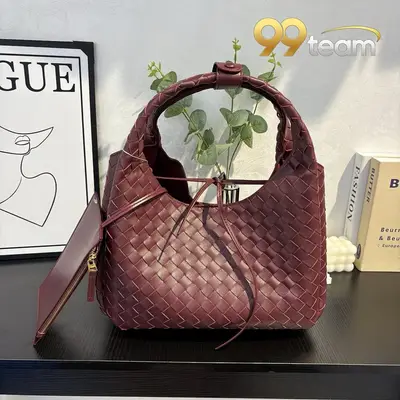 BOTTEGA VENETTA | Item ID: 20678