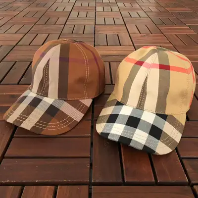 BURBERRY Cap