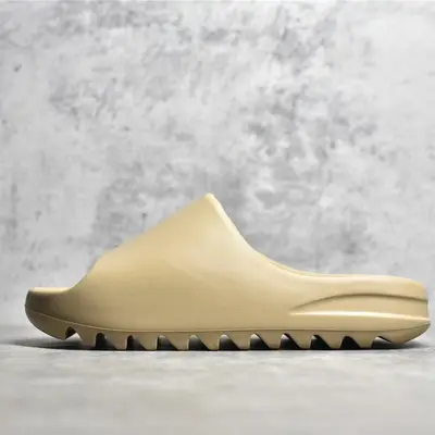 YEEZY Slide