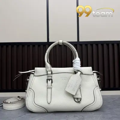 PRADA | Item ID: 09353