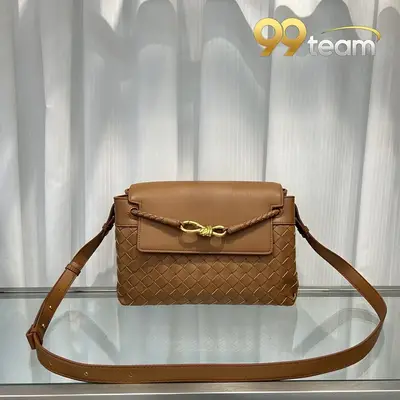 BOTTEGA VENETTA | Item ID: 20737