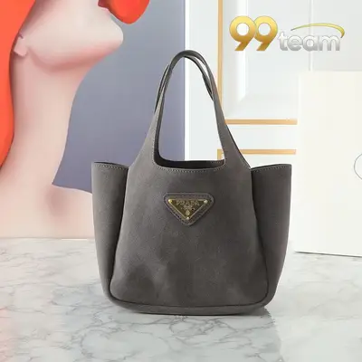 PRADA | Item ID: 08778