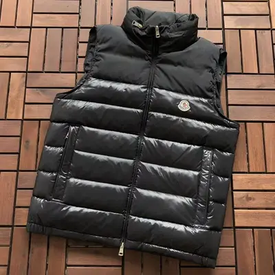 MONCLER