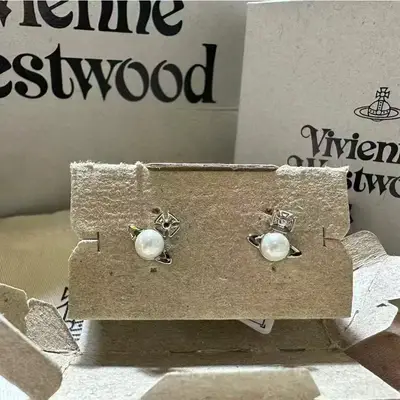 VIVIENNE WESTWOOD Schmuck