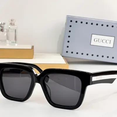 GUCCI Brille