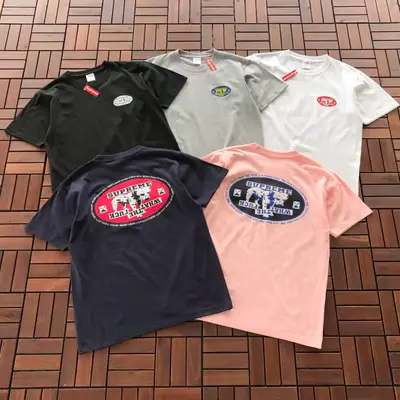 SUPREME T-Shirt