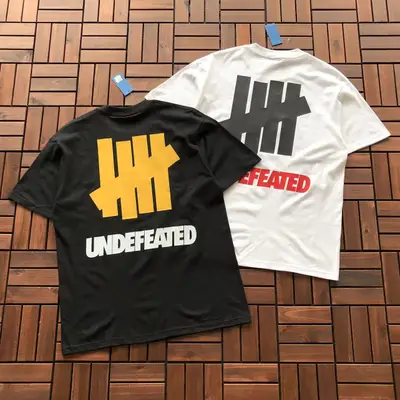 UNDEFEATED T-Shirt