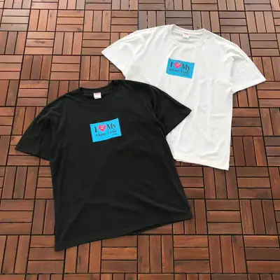 SUPREME T-Shirt