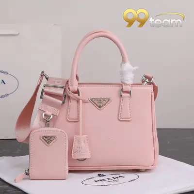 PRADA | Item ID: 09429