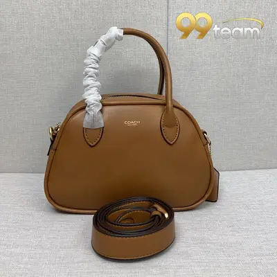 COACH | Item ID: 04835