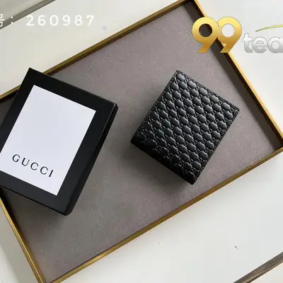 GUCCI | Item ID: 17337