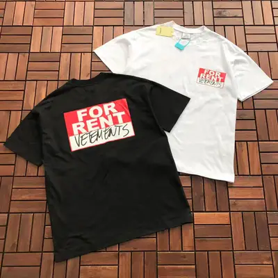 VETEMENTS T-Shirt