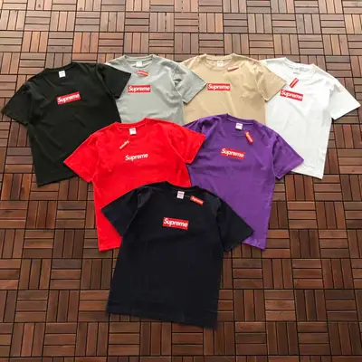 SUPREME T-Shirt