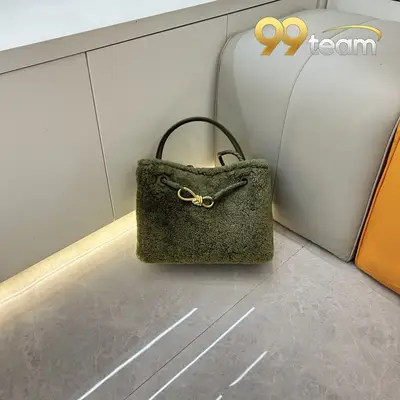 BOTTEGA VENETTA | Item ID: 20883