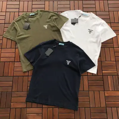 PRADA T-Shirt