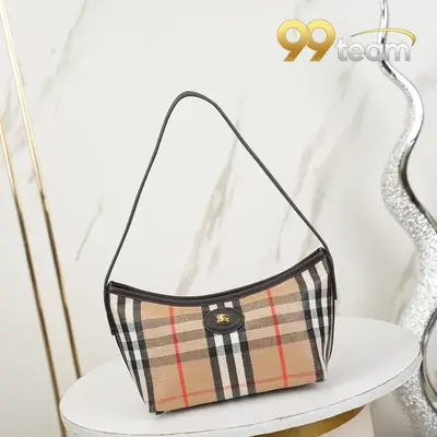 BURBERRY | Item ID: 21572