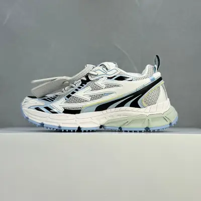 OFF-WHITE