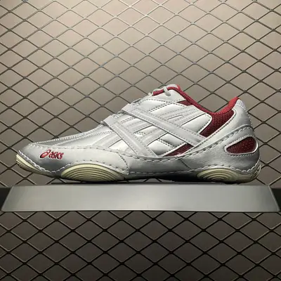 ASICS