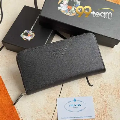 PRADA | Item ID: 08262