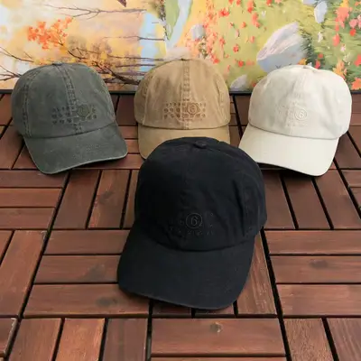 MAISON MARGIELA Cap