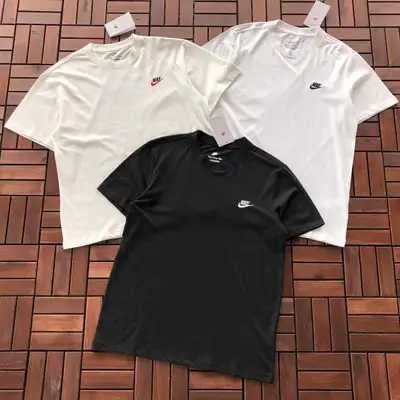 NIKE T-Shirt