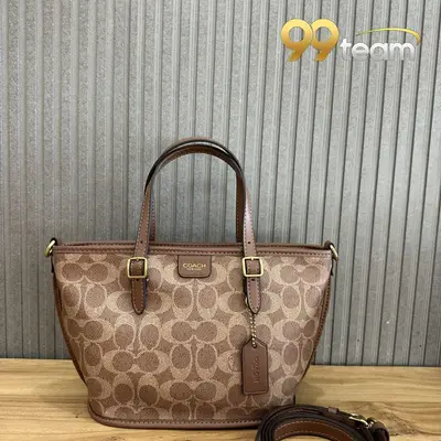 COACH | Item ID: 04657