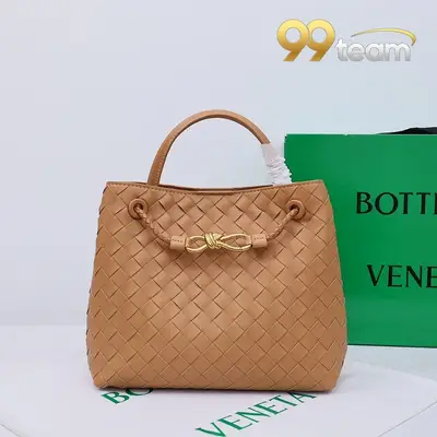 BOTTEGA VENETTA | Item ID: 20789