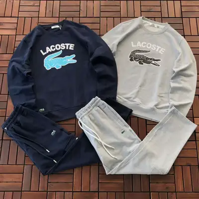 LACOSTE Sweater