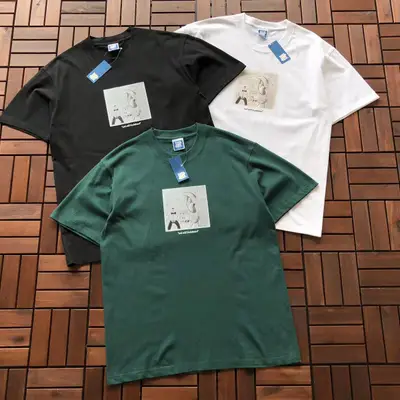 UNDEFEATED T-Shirt