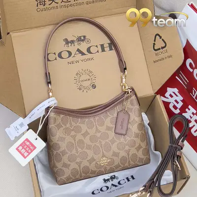 COACH | Item ID: 05261