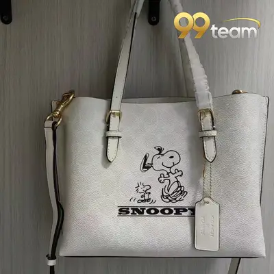 COACH | Item ID: 05100