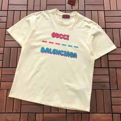 BALENCIAGA T-Shirt