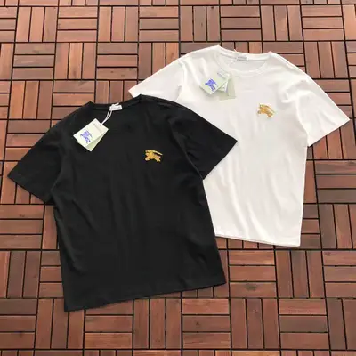 BURBERRY T-Shirt