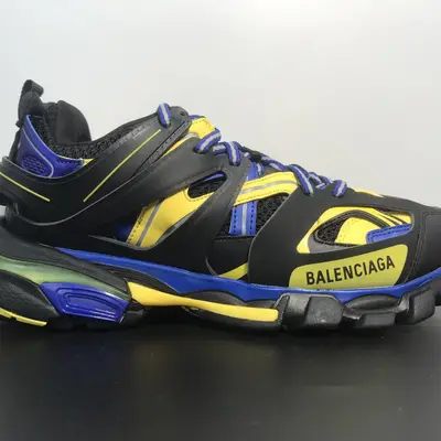 BALENCIAGA