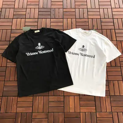 VIVIENNE WESTWOOD T-Shirt