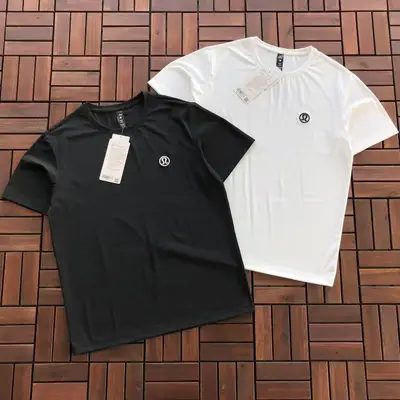 LULULEMON T-Shirt