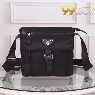 PRADA | Item ID: 09189