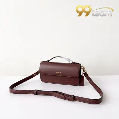 COACH | Item ID: 04532