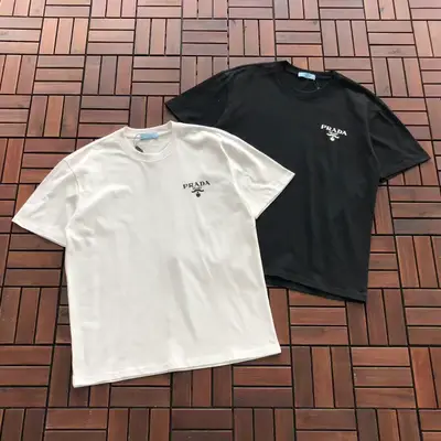 PRADA T-Shirt