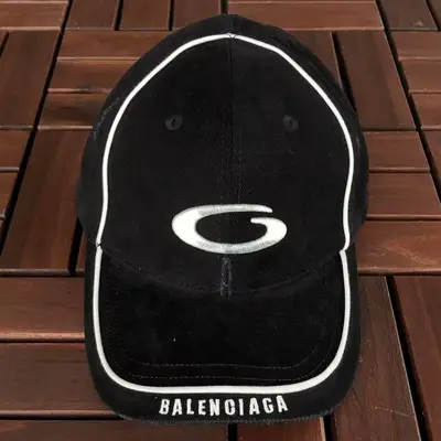 BALENCIAGA Cap
